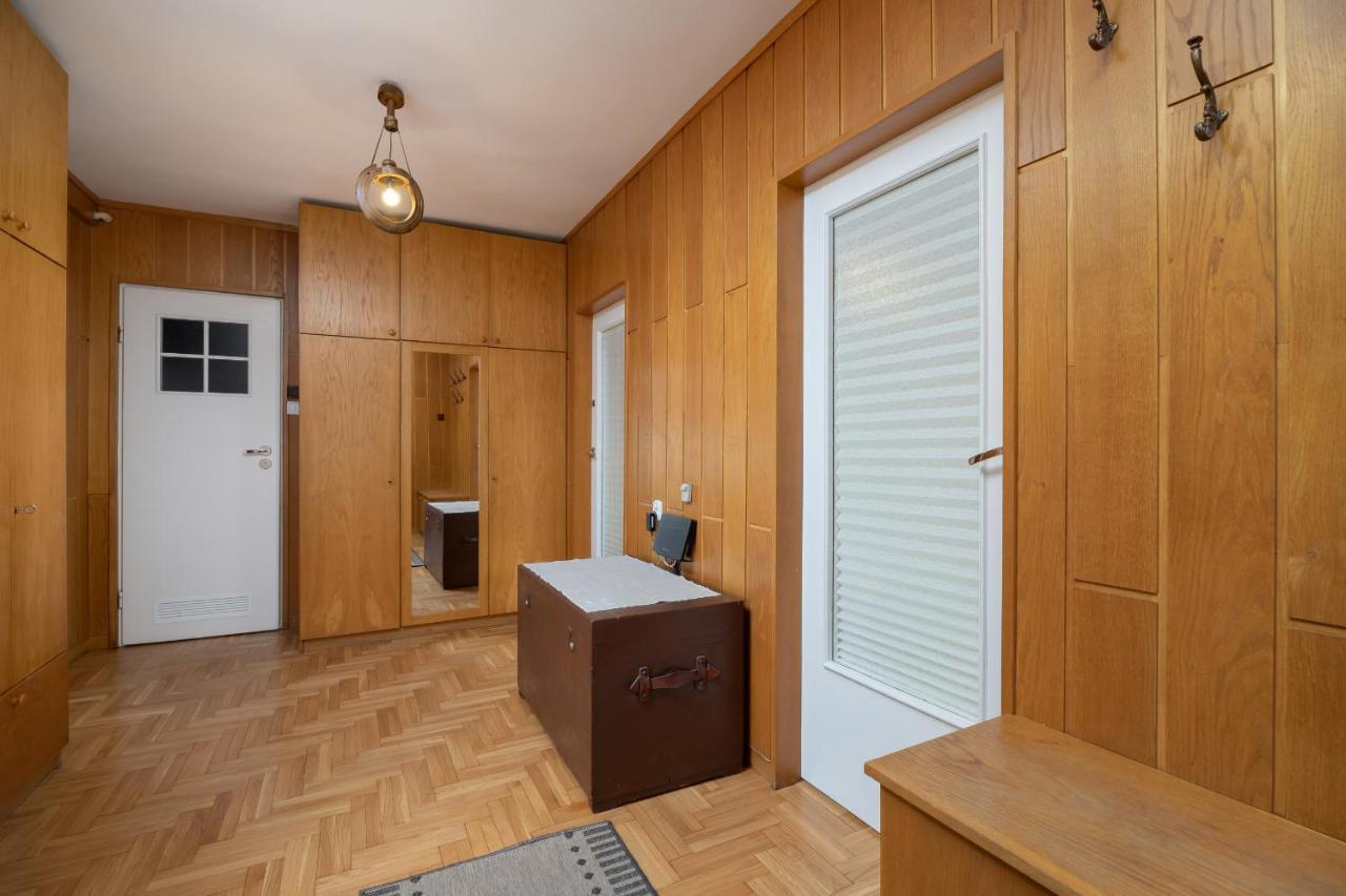 Jozefinska Apartment With Balcony Cracow By Noclegi Renters Kraków Exteriör bild